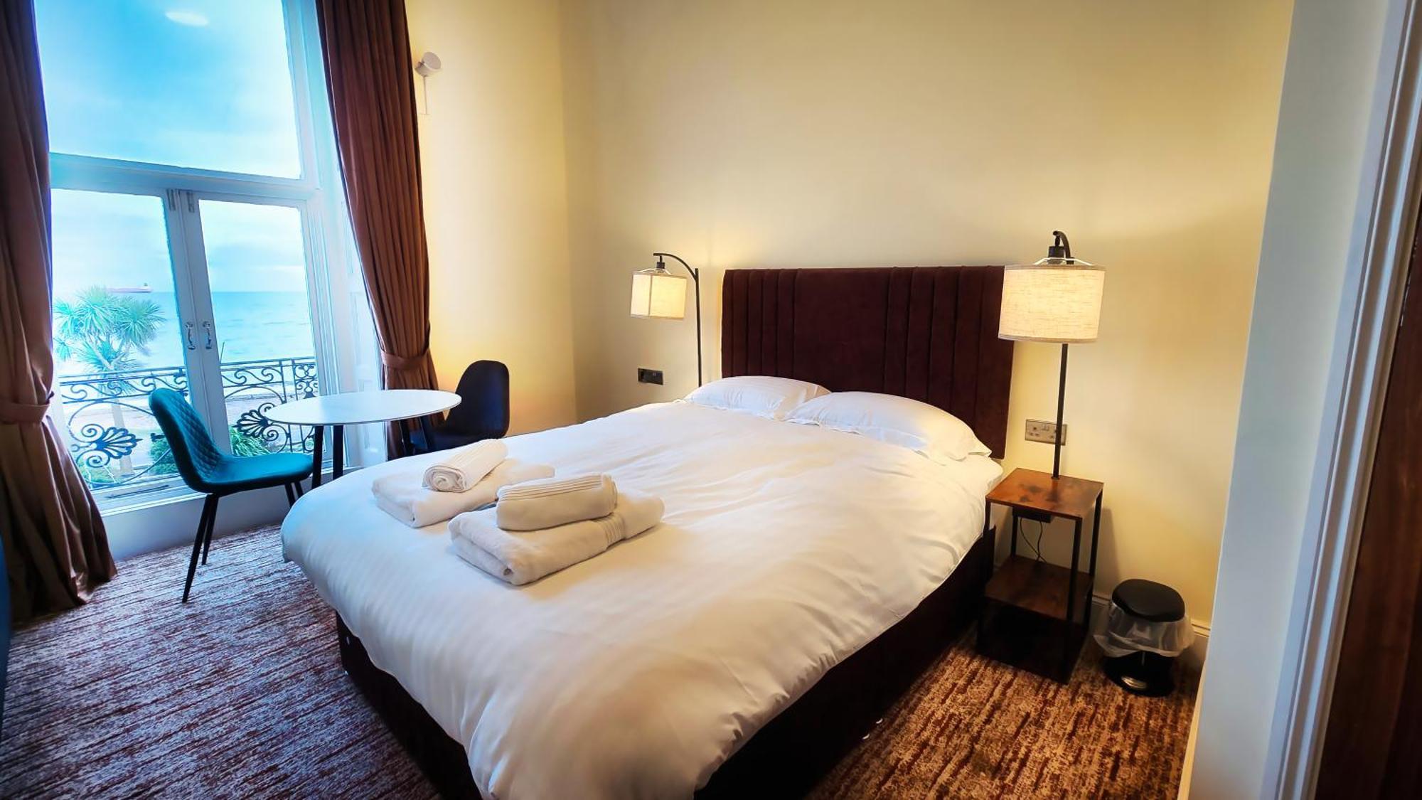 Carlton Hotel ويموث المظهر الخارجي الصورة